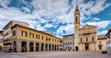 montevarchi arezzo prada|Montevarchi .